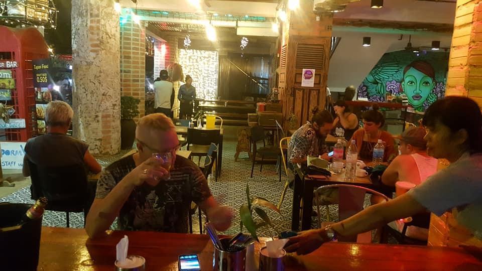 Route 66 Music Restaurant & Hostel Siem Reap Zewnętrze zdjęcie