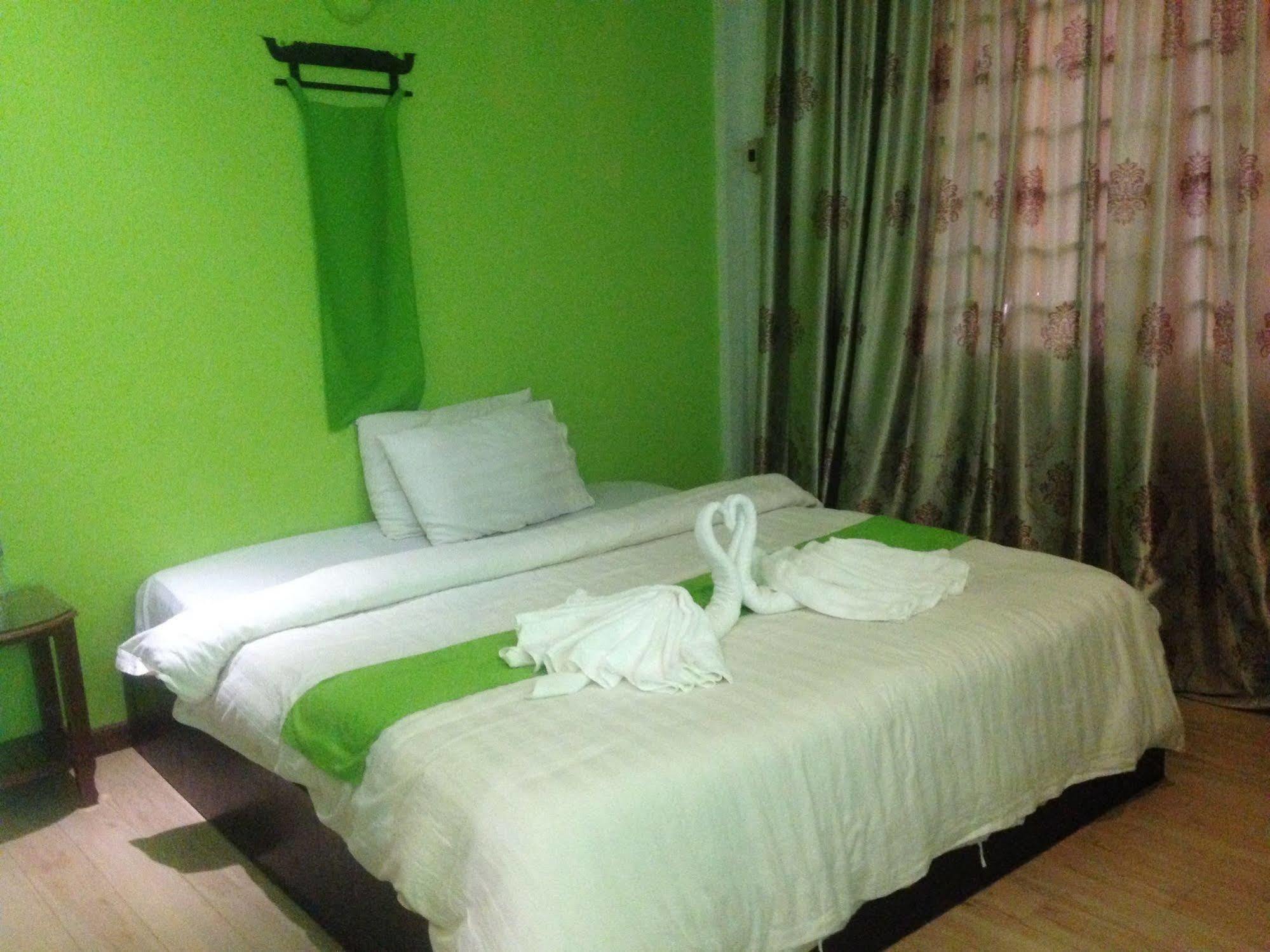 Route 66 Music Restaurant & Hostel Siem Reap Zewnętrze zdjęcie