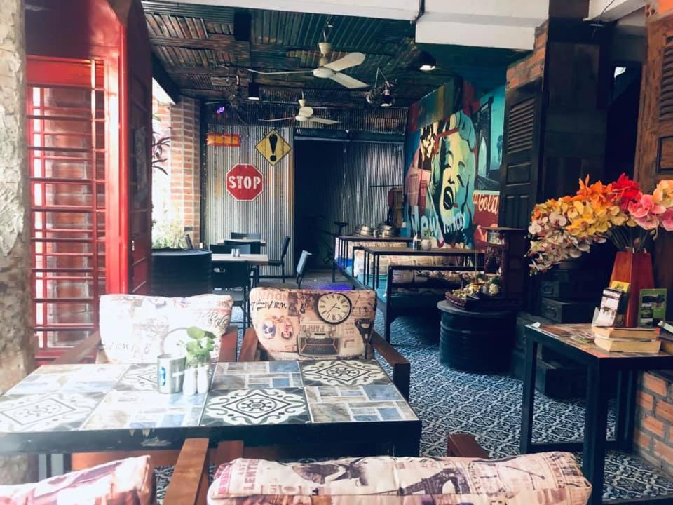 Route 66 Music Restaurant & Hostel Siem Reap Zewnętrze zdjęcie